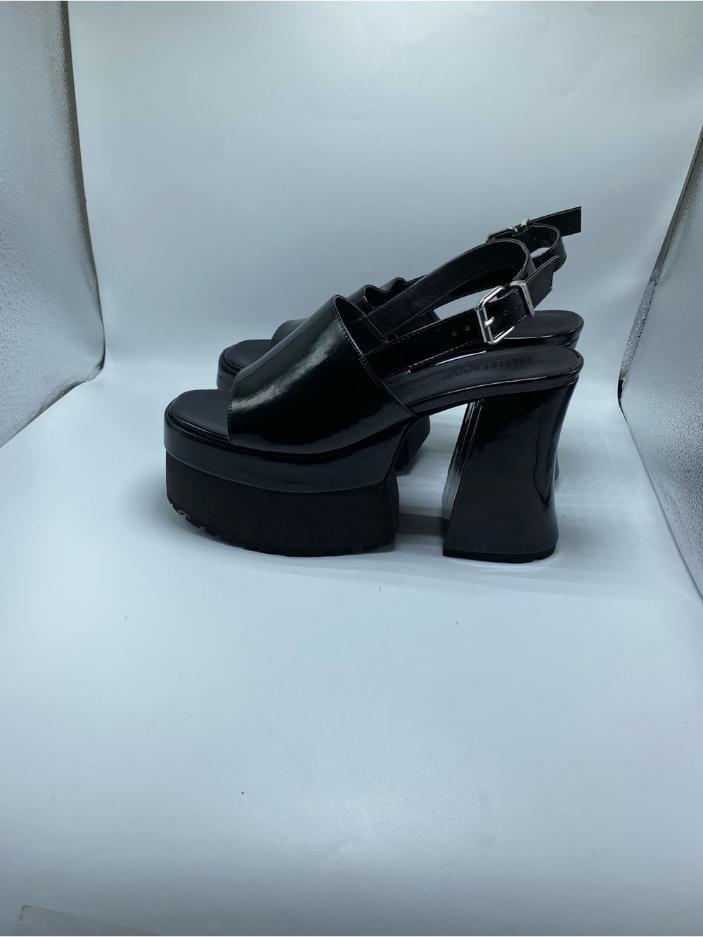Current Mood Black Patent Platform Slingback Sandals - Picture 3 of 6